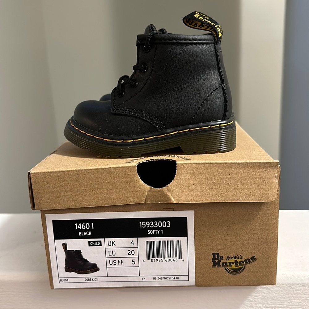 Dr martens infant/walker boots. Like new